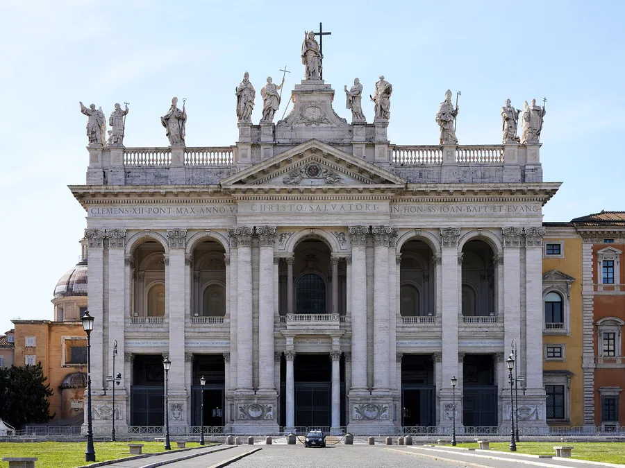 Bazilica San Giovanni in Laterano, Roma — catedrala Romei.