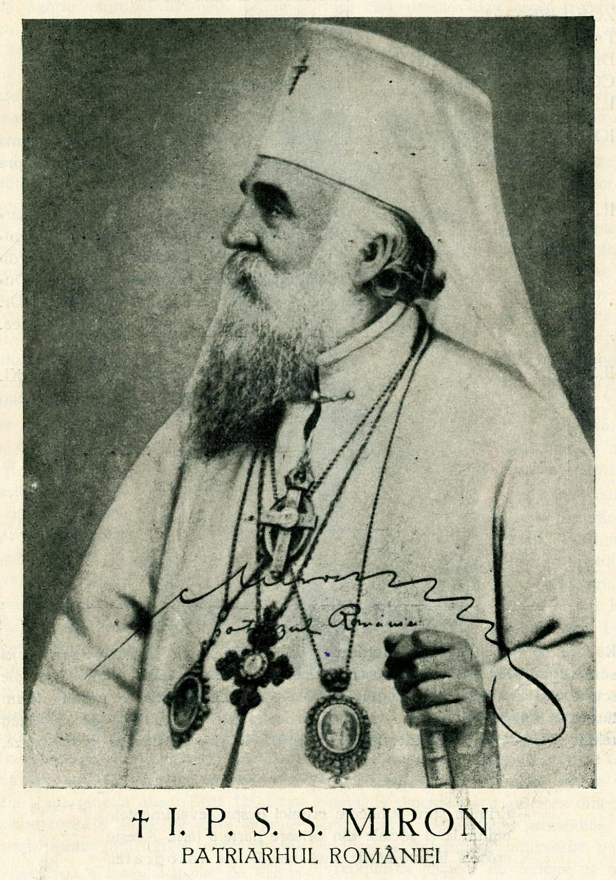 Mitropolitul Miron Cristea, sub care Biserica a trecut în 1924.