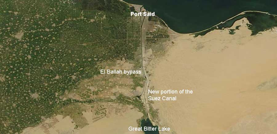 Imagine aeriană NASA, etichetată, a unei porțiuni din Noul Canal Suez.