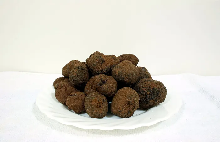 Fresh black truffles