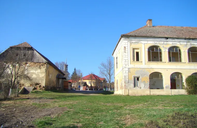 Castelul Banffy, Urmeniș