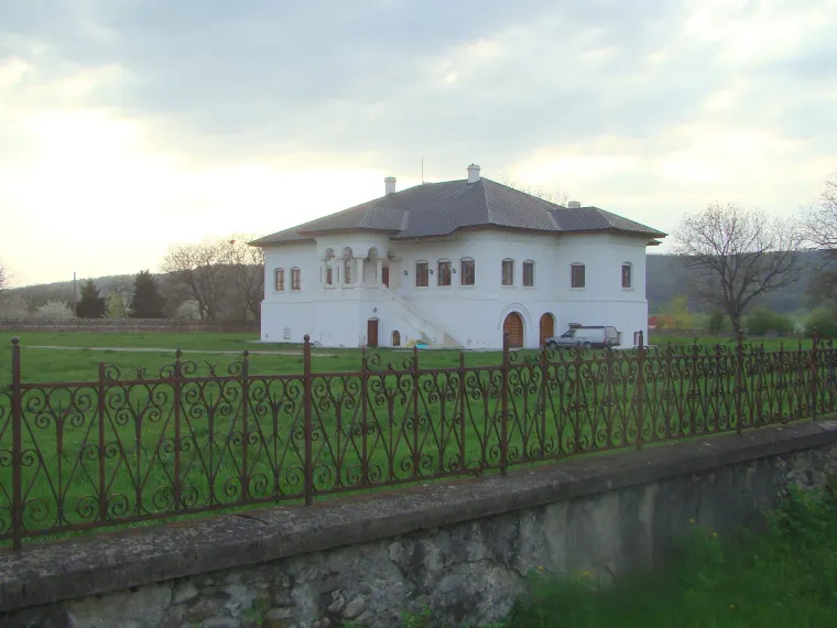 Curții lui Cornea Brăiloiu, Târgu Jiu