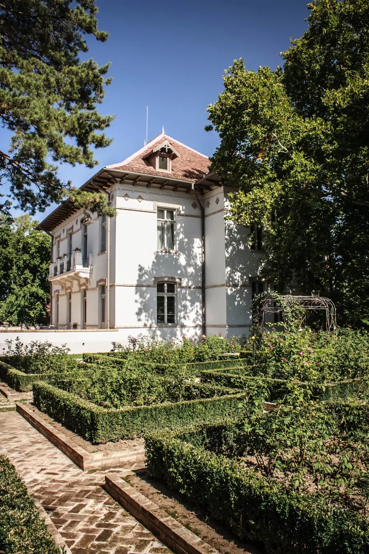 Conacul Hagianoff, Manasia