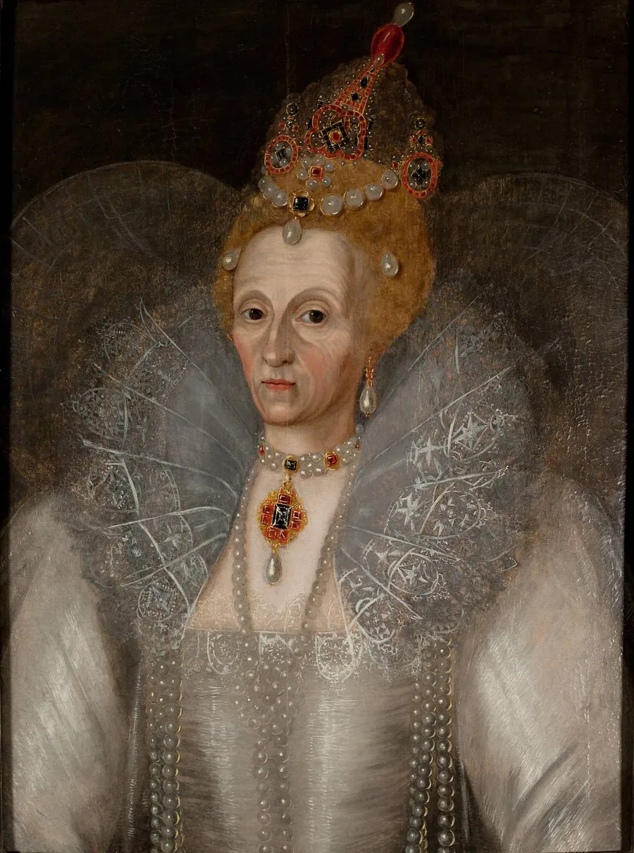 Dantela. Elisabeta I, în jurul anului 1595, cu un guler uriaș de dantelă lucrată de mână, purtat la vedere.