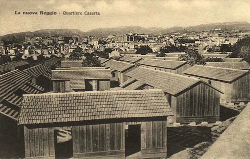 Emergency dwellings in a Reggio Calabria quarter