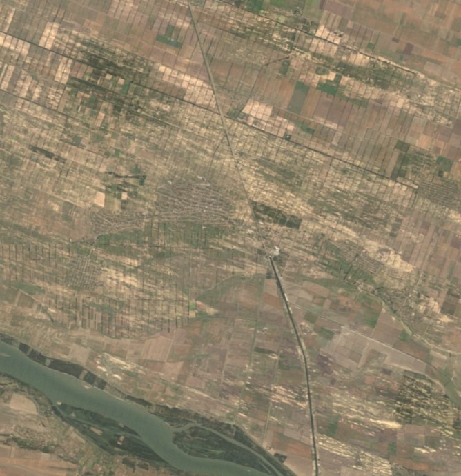 The summer's Landsat frame.