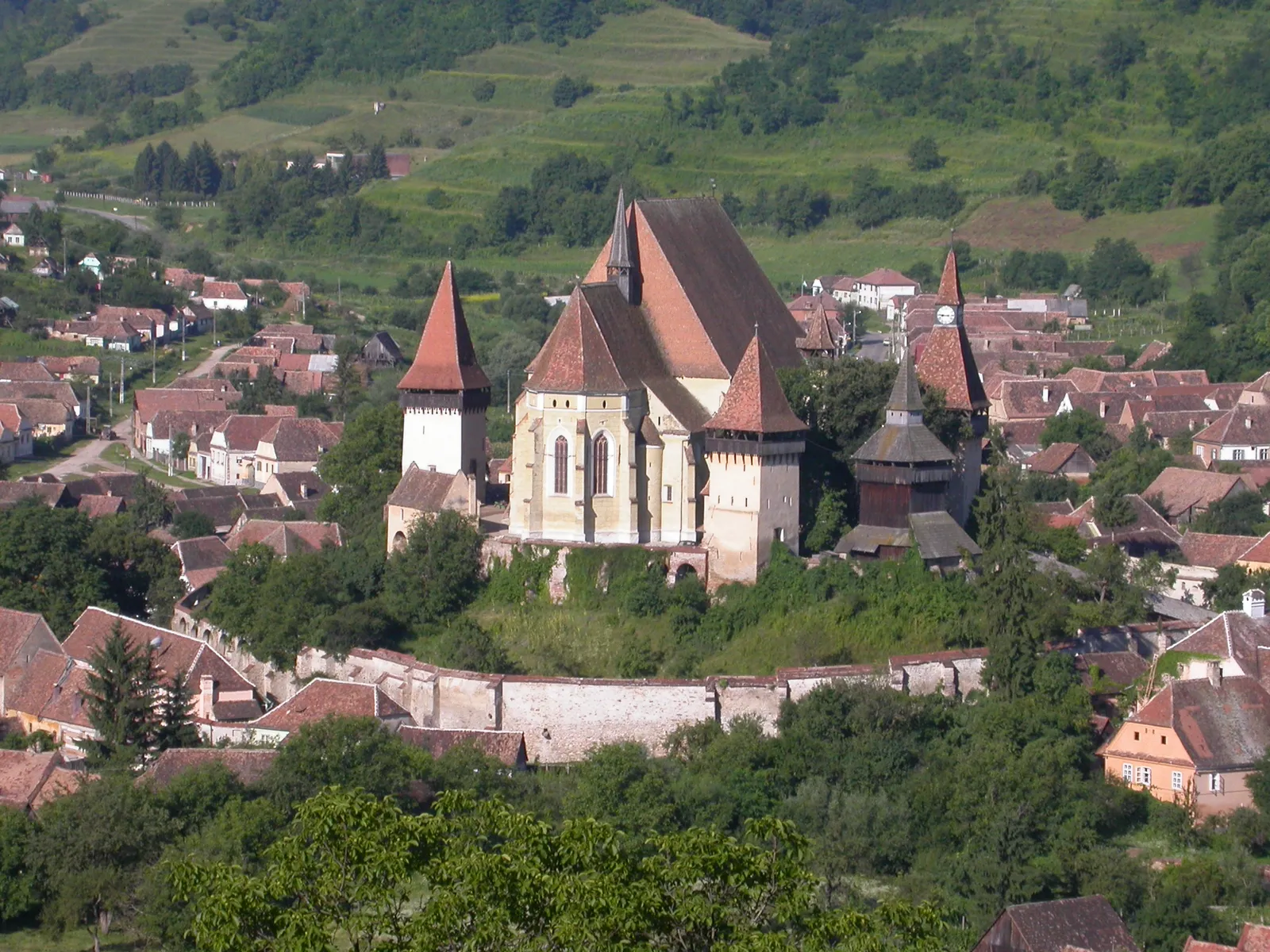 Biserica fortificată a Biertanului, văzută de sus