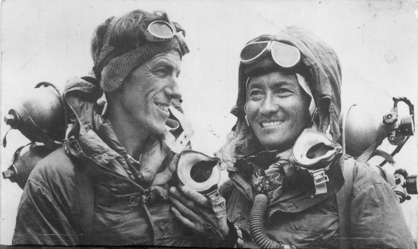 Hillary și Tenzing Norgay în 1953