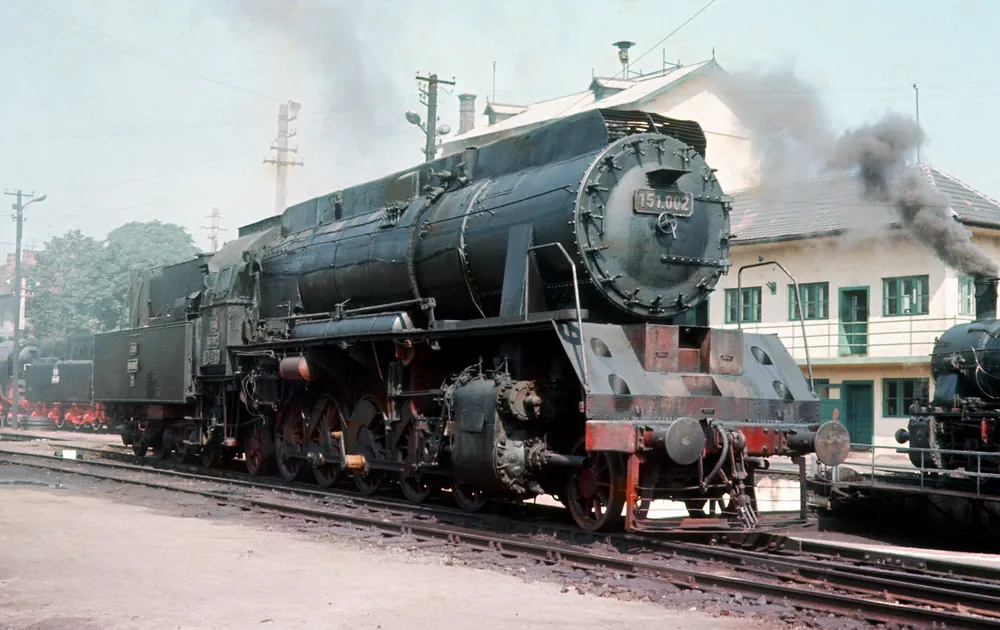 Locomotivă CFR seria 151