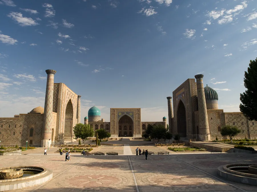 Samarkand, Piața Registan: răscrucea unde cuvântul era acasă.
