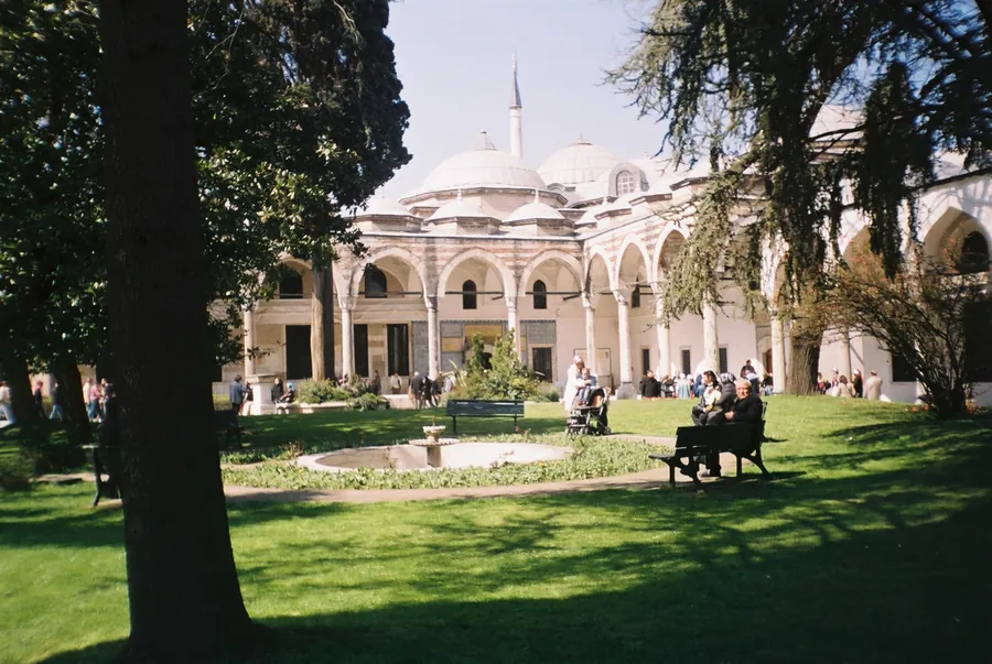 Grădina Curții a III-a, Topkapi: capătul drumului porțelanului.