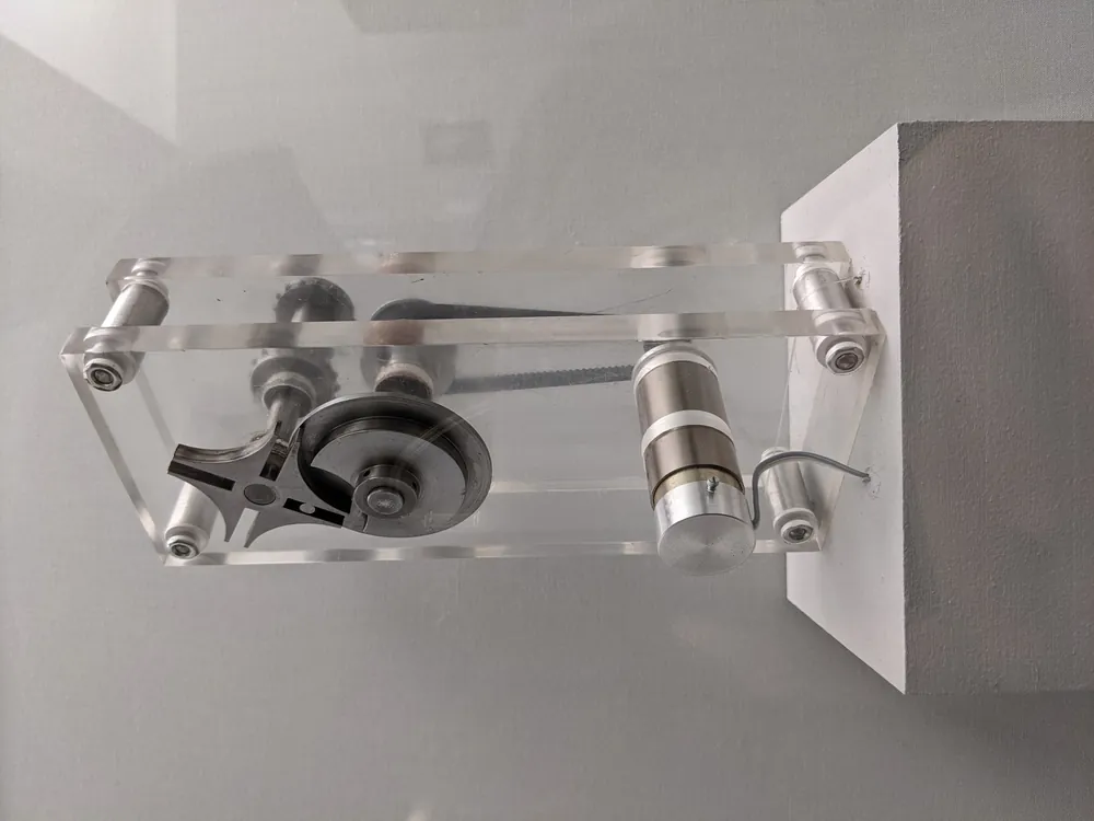 Maltese cross mechanism