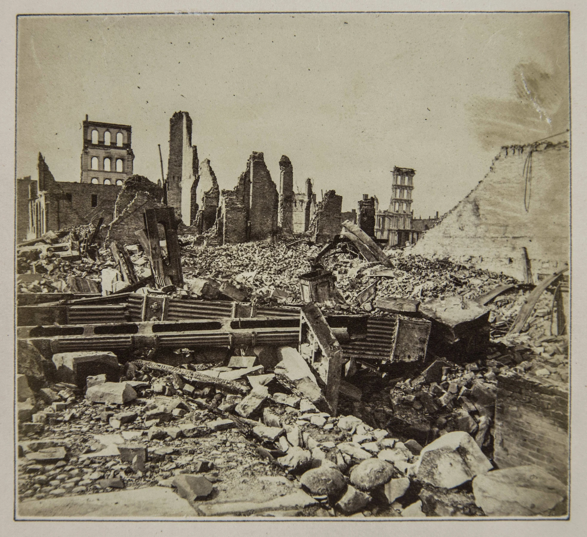 Ruins of the Palmer House hotel after the 1871 Chicago fire.