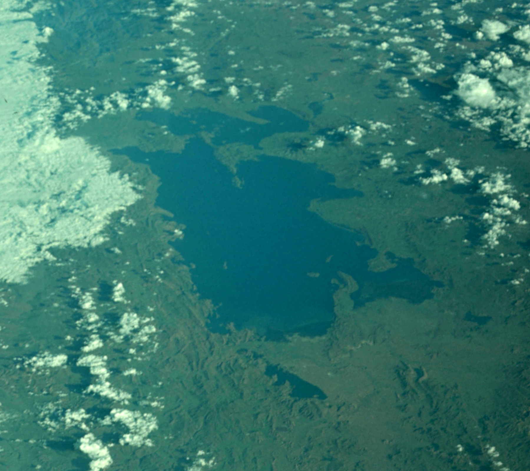 Lacul Titicaca văzut din Apollo 9, martie 1969