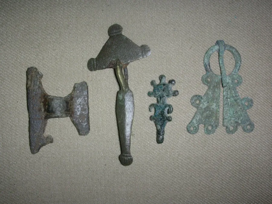 Post-Roman fibulae, fifth–tenth centuries — one Slavic, Avar or Gothic, sixth–seventh centuries.