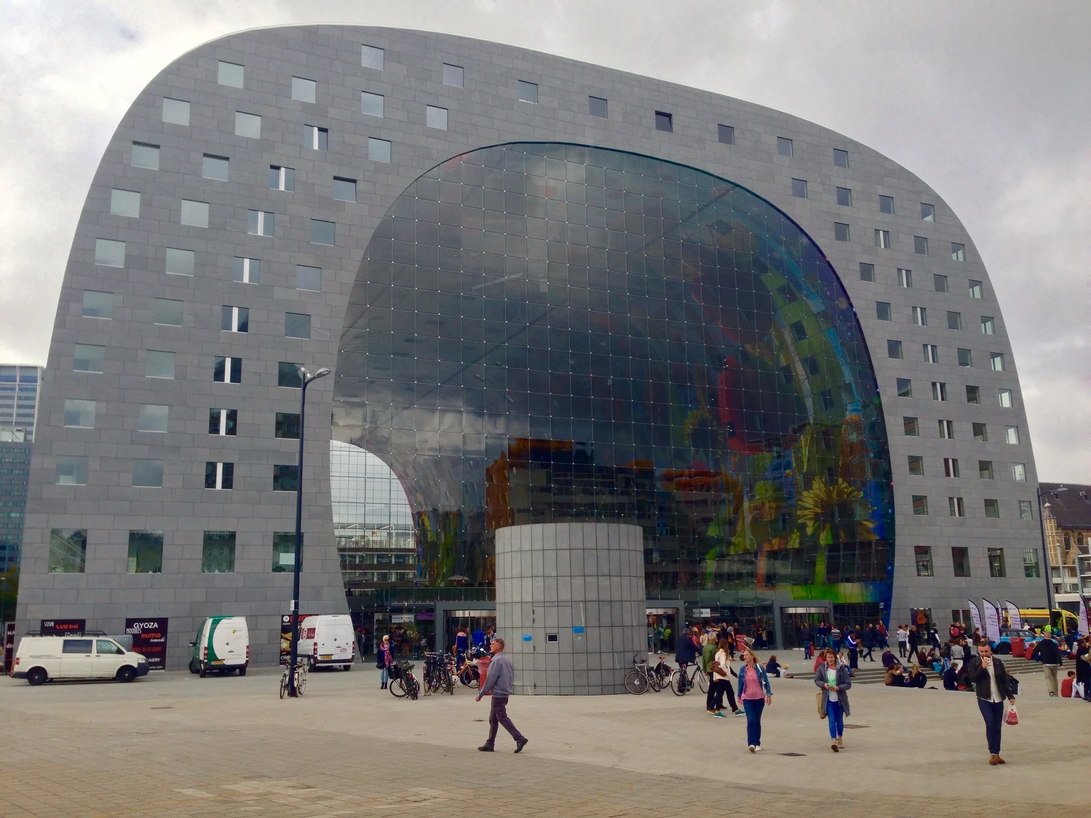 Markthal din Rotterdam, deschisă în 2014.