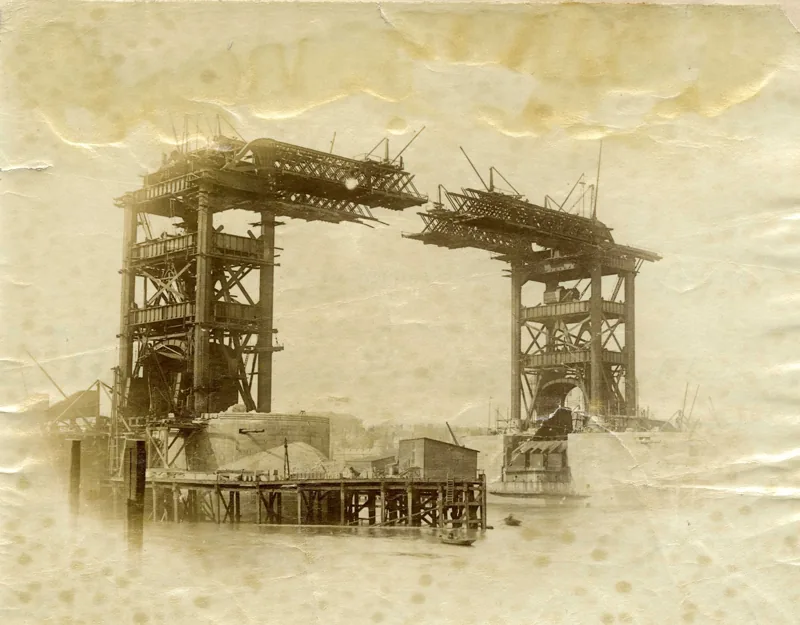 Tower Bridge towers under construction, 1892