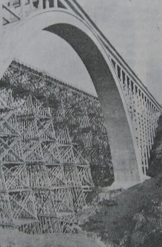 1946 — noul viaduct din beton, la inaugurare