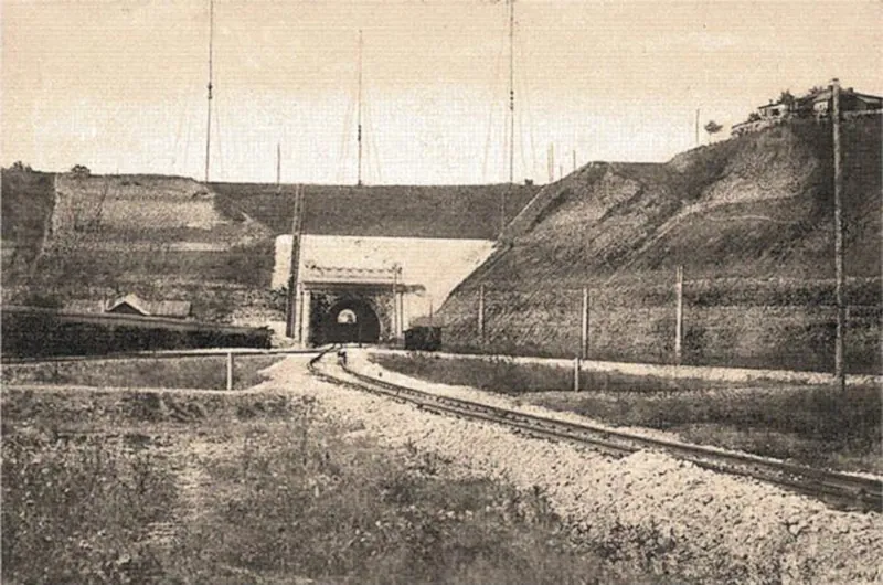 Tunelul Palas în 1900, la doi ani după darea în folosință