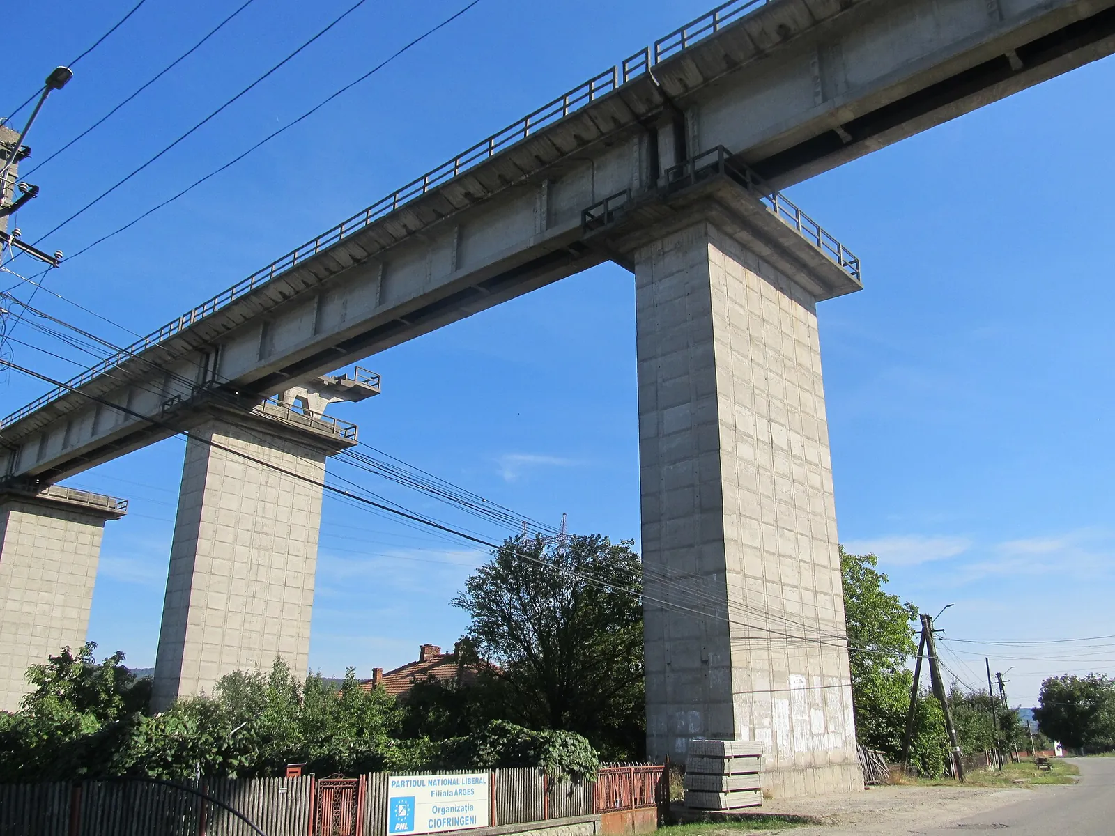Viaductul Topolog, pe linia neterminată Vâlcele–Bujoreni