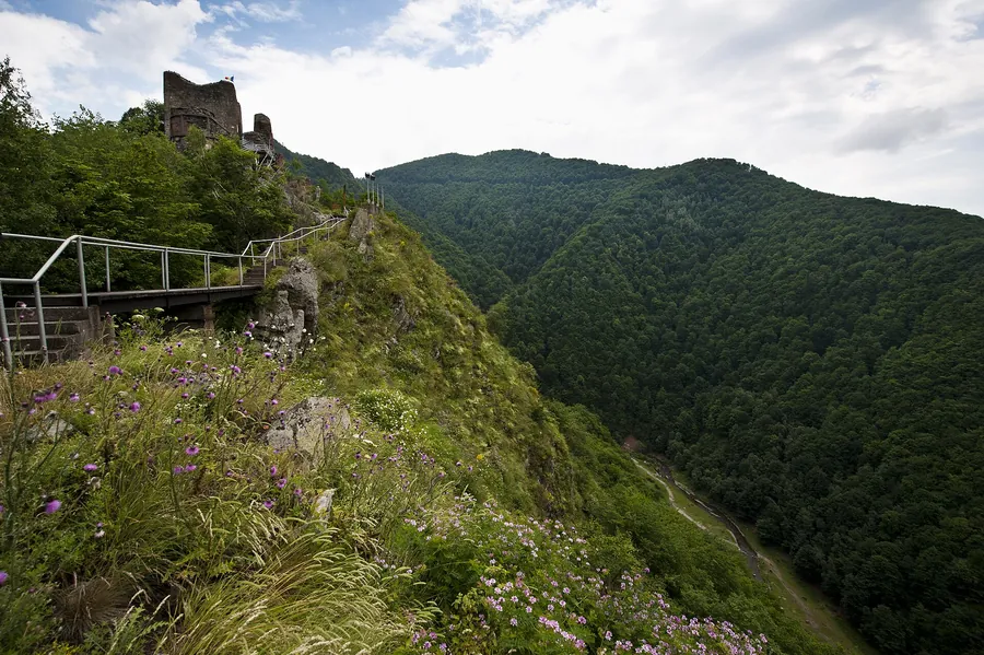 Poenari Castle: stone above Țara Românească, the land called Wallachia from outside.