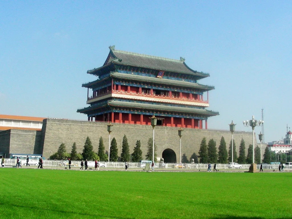 Zhengyangmen gate tower, photographed in 2006.